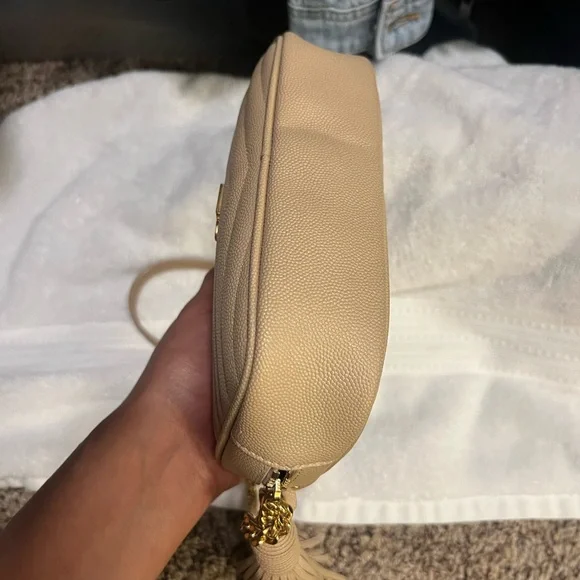 Yves Saint Laurent Tan Quilted Crossbody Bag - Picture 7 of 9